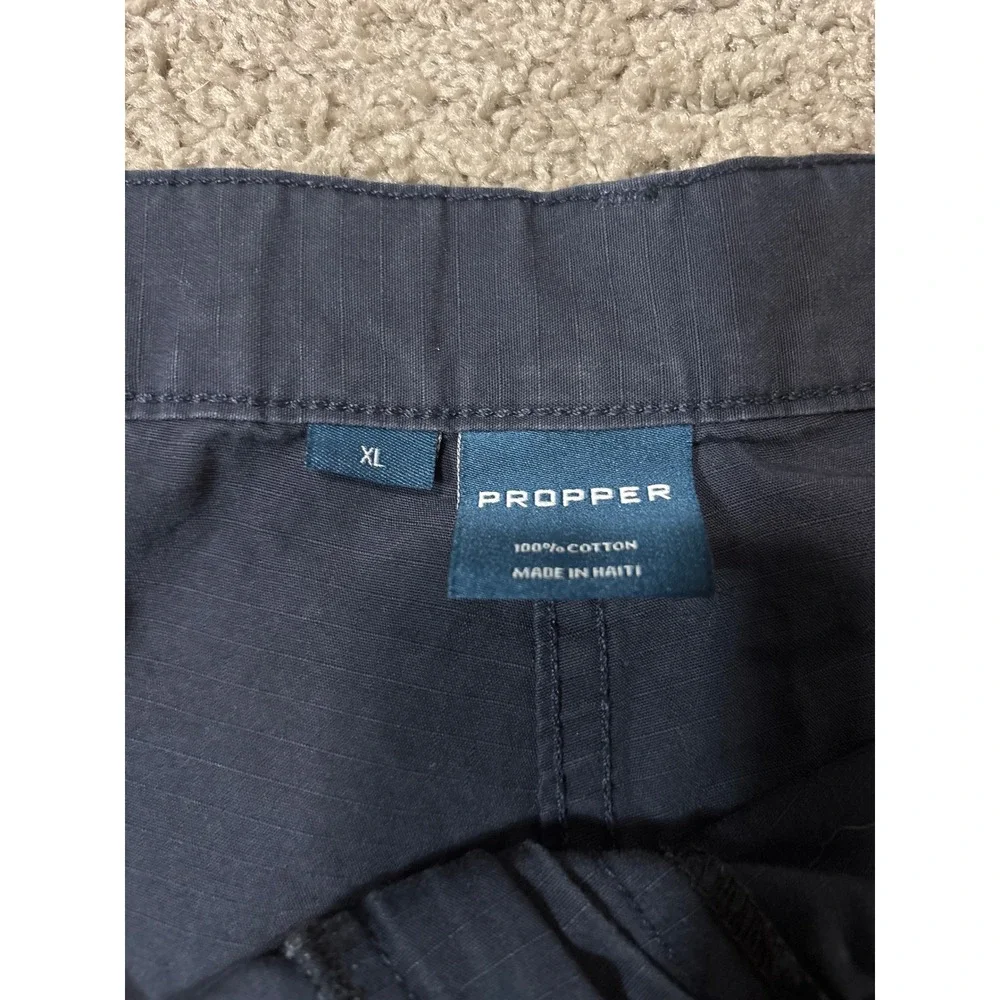 Proper Mens Navy Blue Cargo Shorts Cotton cargo Size 42 9 Inch Inseam